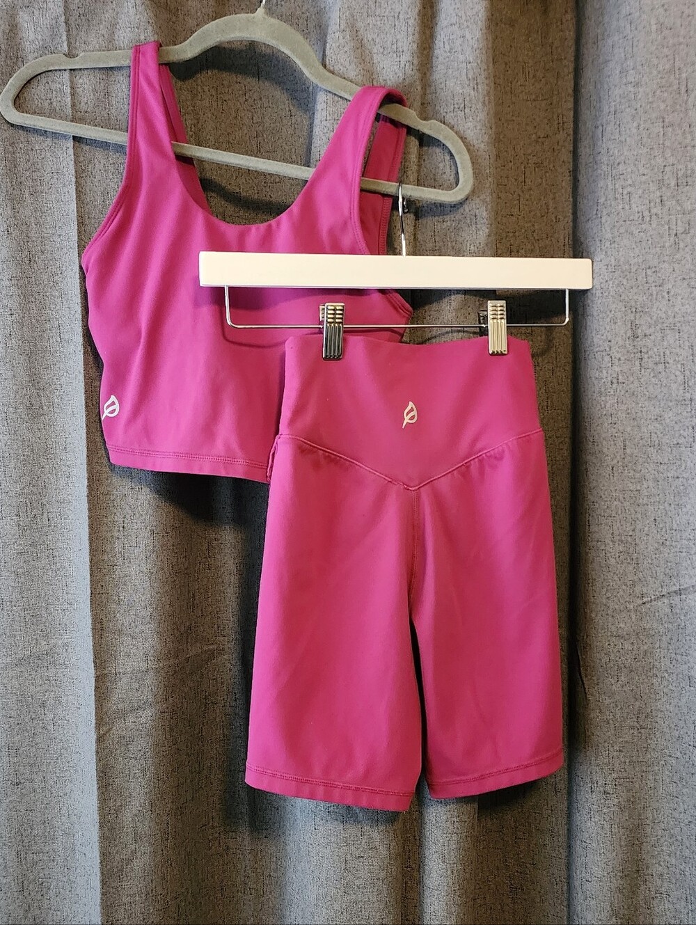 Ptula Activewear Set XS – Pink Sports Bra & Shorts Matching Workout Outfit